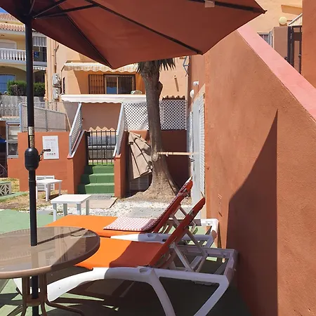 Quarto em Acomodações Particulares Cozy In Terraced House Fuengirola