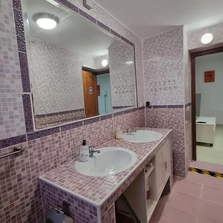 Quarto em Acomodações Particulares Cozy In Terraced House *