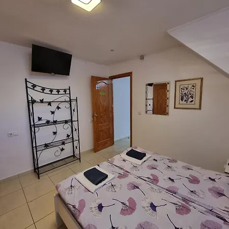 Cozy In Terraced House Fuengirola