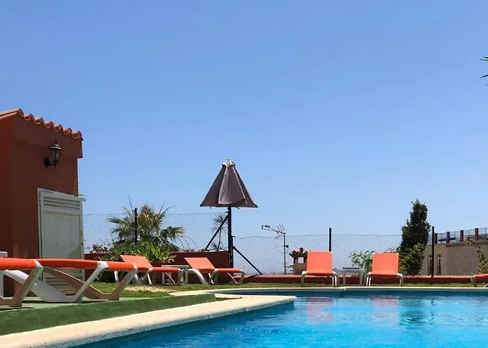 Cozy In Terraced House Séjour chez l'habitant