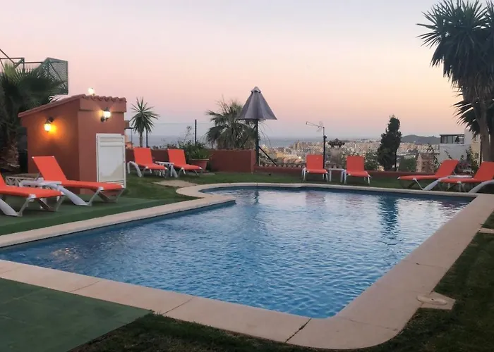 Cozy In Terraced House Homestay *