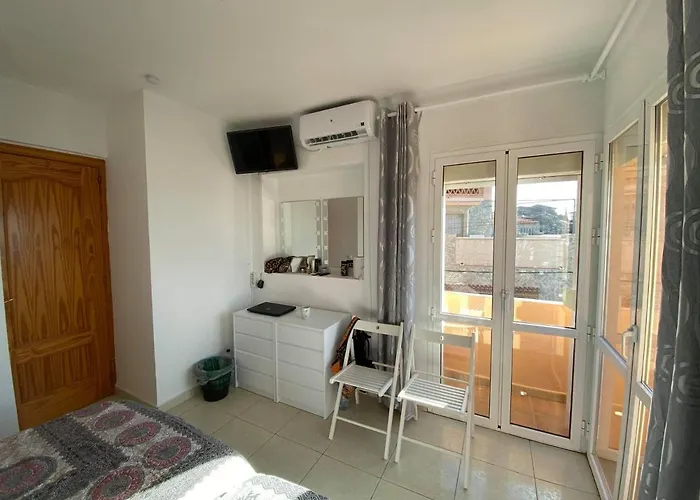 Cozy In Terraced House *