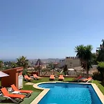 Cozy In Terraced House * Fuengirola